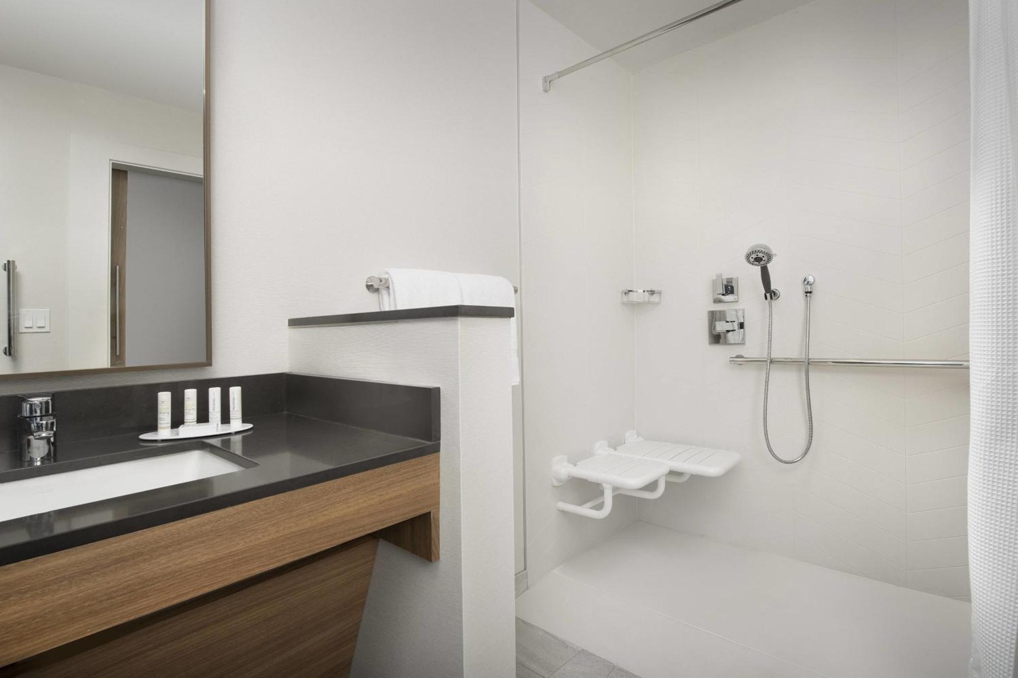 Fairfield Inn & Suites By Marriott Santa Rosa Rohnert Park Luaran gambar